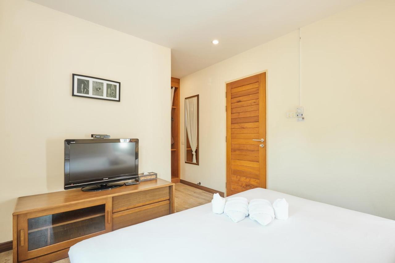 Talay Hotel&Villa Petchaburi Esterno foto